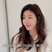Park Han-byul aborda o escândalo Burning Sun de seu marido em conversa franca com Hong In-gyu no YouTube